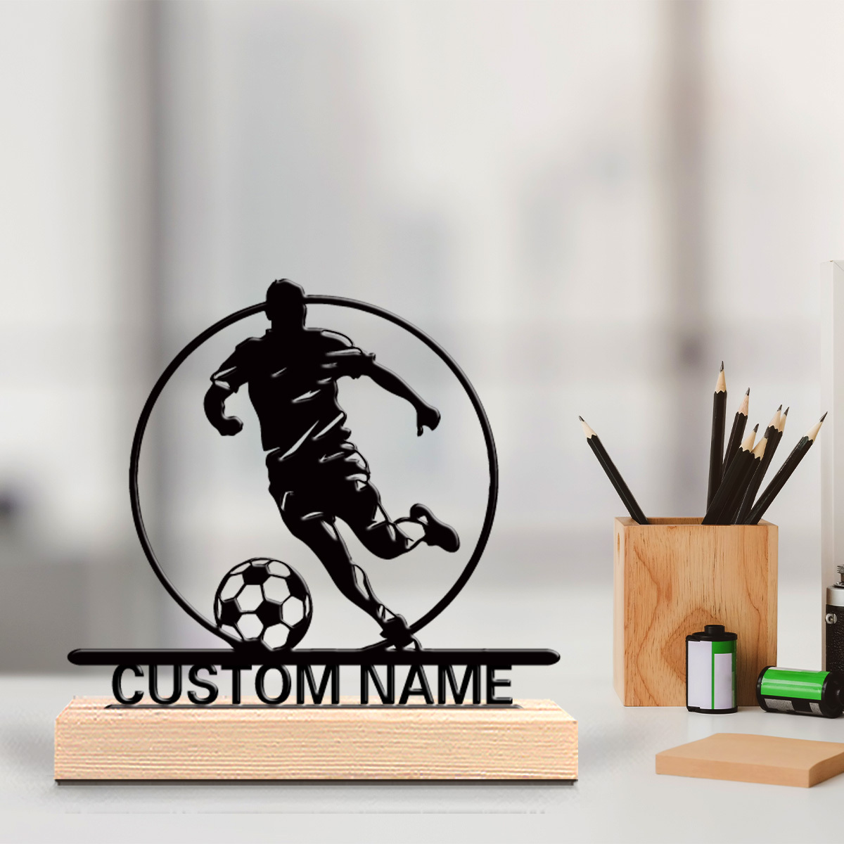 Home Decor Company - Металлическая статуэтка футболиста на заказ с
